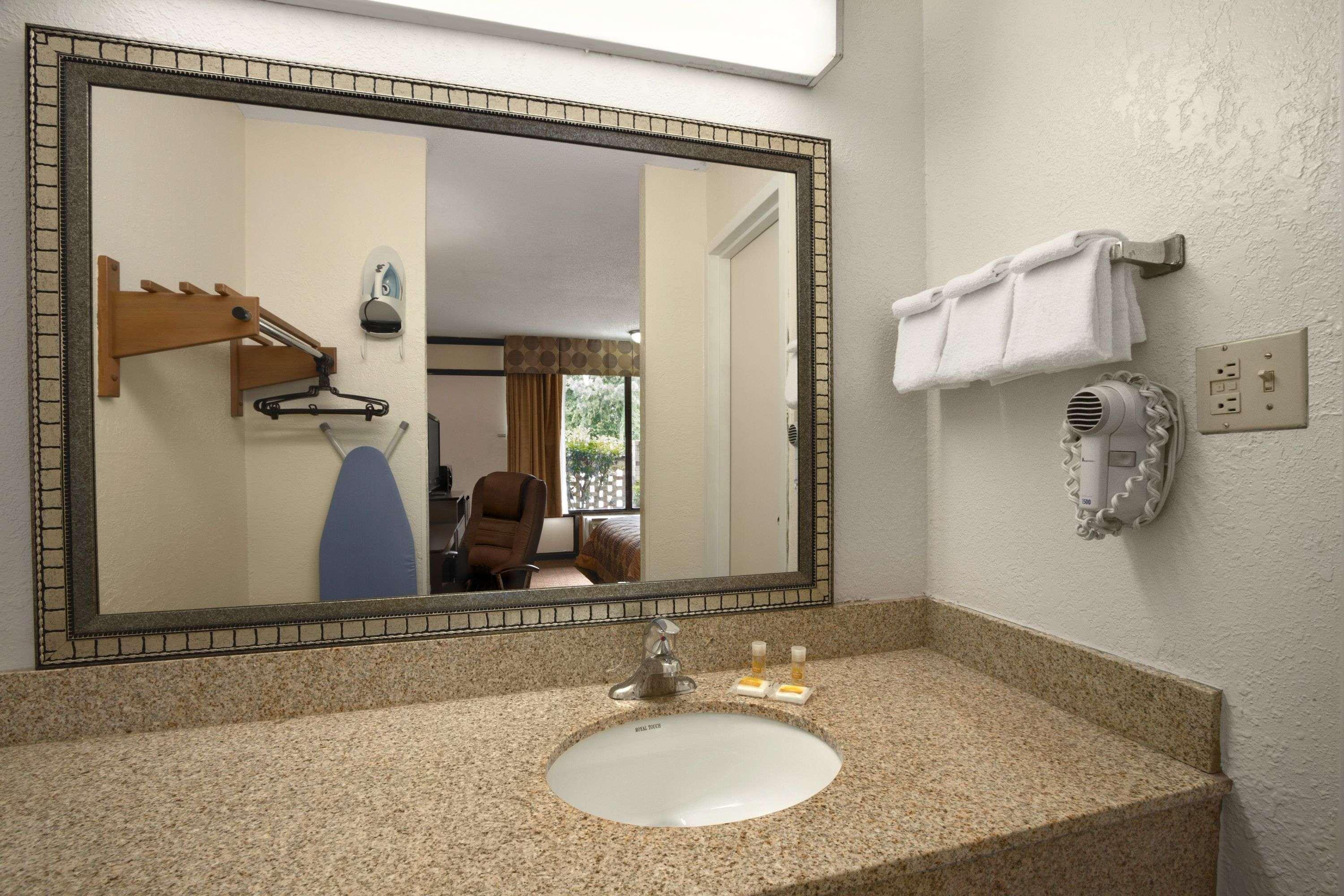 Days Inn By Wyndham Port Royal/Near Parris Island Exteriér fotografie